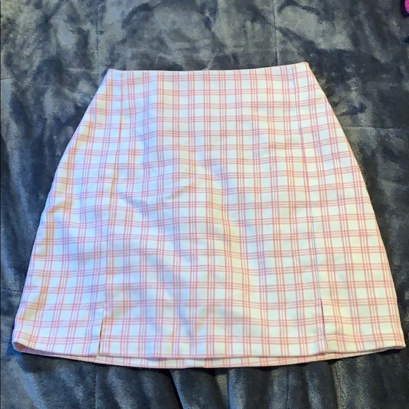 Brandy Melville Dresses & Skirts - Brandy Melville skirt